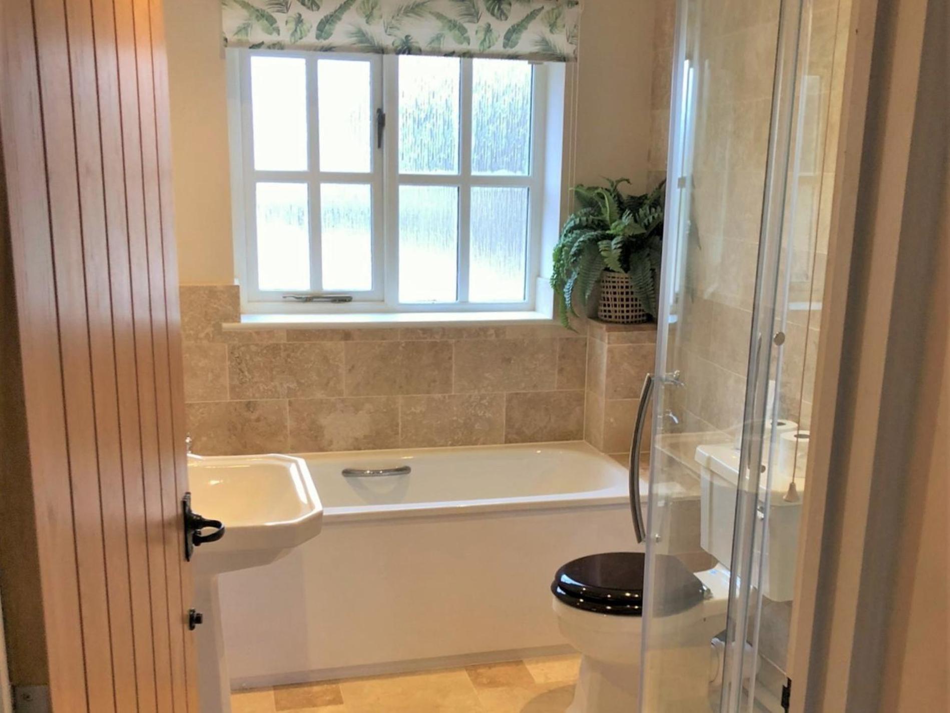2 Bed In Dorchester 75243 Frampton  Екстериор снимка